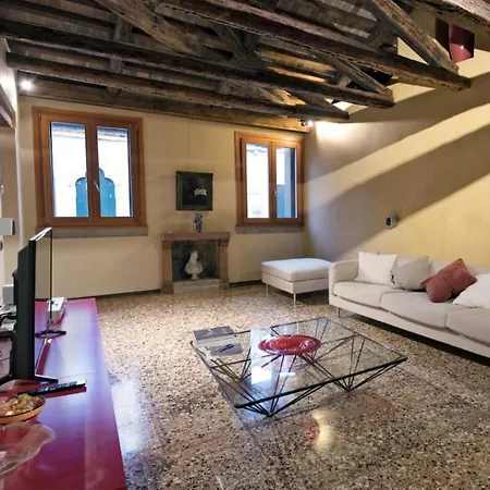 Palazzo Gussoni Апартаменты *